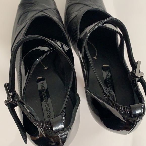 BCBG MaxAzria Leather Ankle Strap Platforms Shoes - Picture 13 of 16